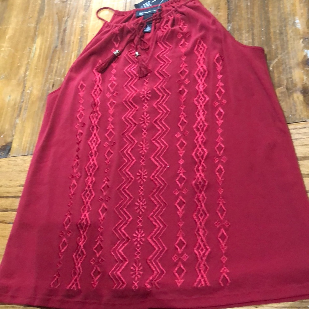 NWT ladies sleeveless burgundy Blouse size large